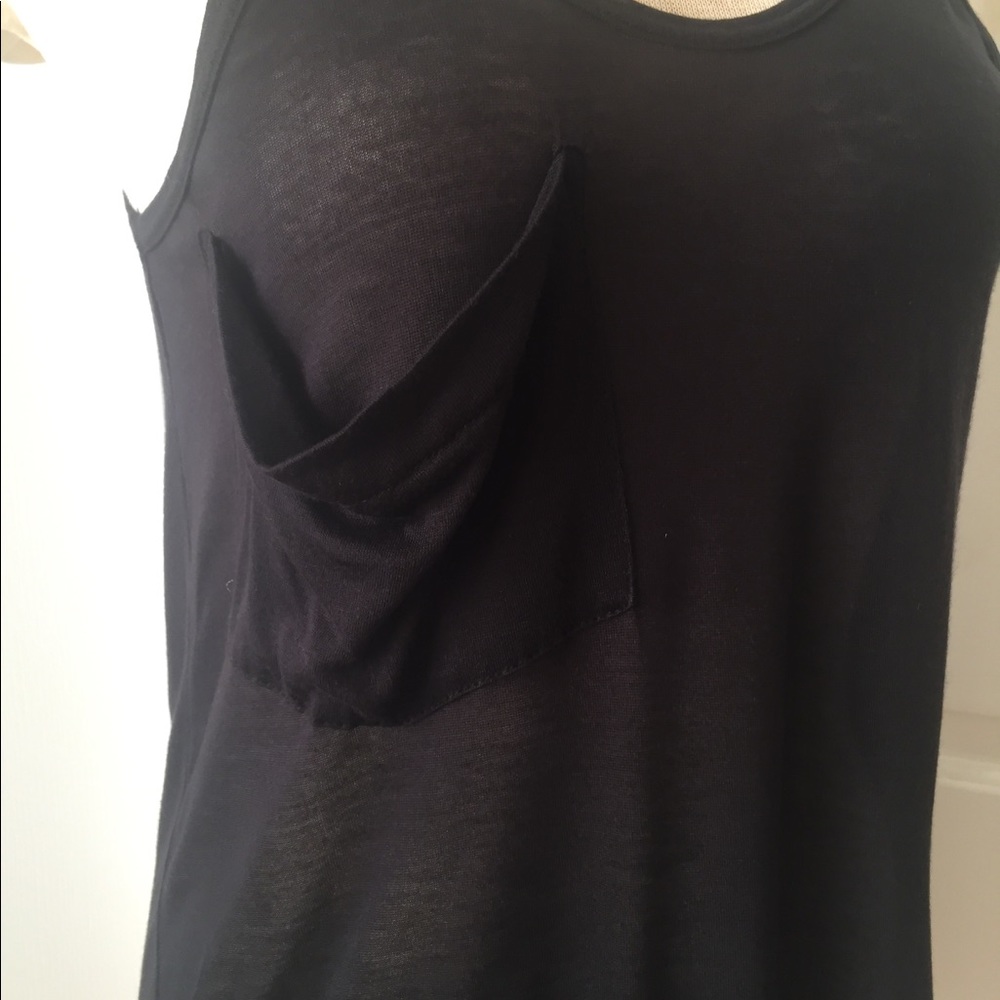 One Pocket Tank - Picture 5 of 5
